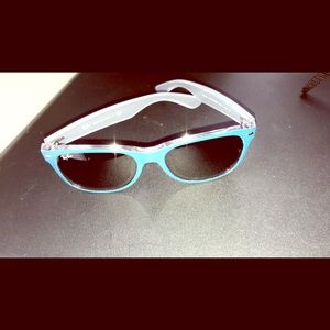 AUTHENTIC RAY BAN SUNGLASSES